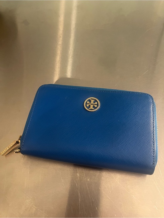 Tory Burch Handbags - Tory Burch Royal Blue Zip-Around Wallet with Gold Logo